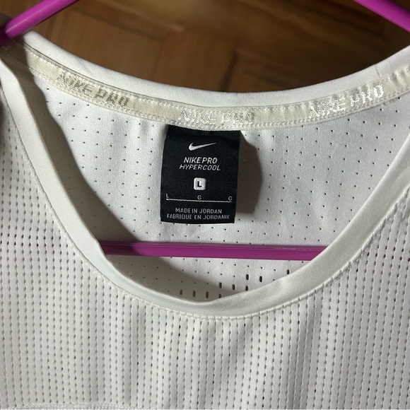 Nike Pro Hyper Cool White Fitted Short Sleeve T-Shirt - Picture 3 of 7